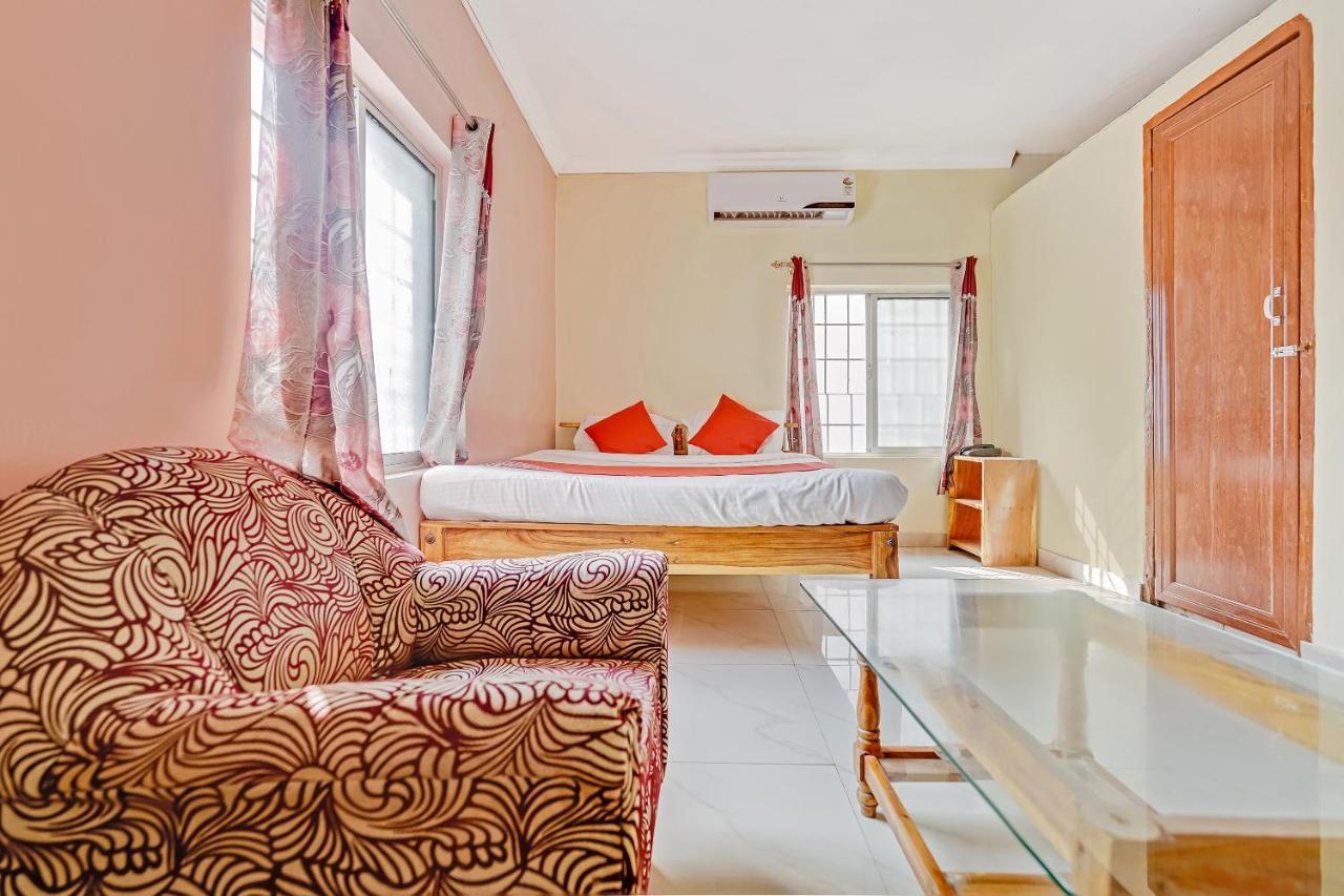 Oyo Flagship 9009 Tc Guest House Μπουμπάνεσβαρ Εξωτερικό φωτογραφία